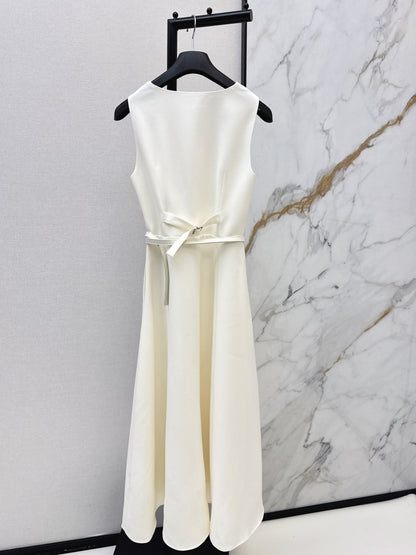 Sleeveless mini dress with bow