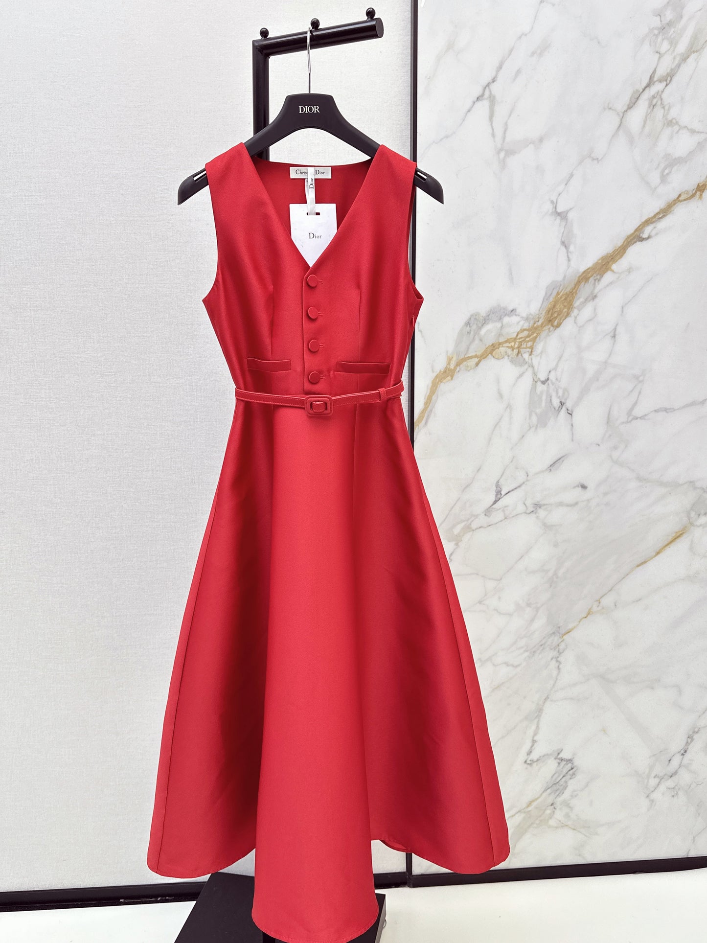 Sleeveless mini dress with bow