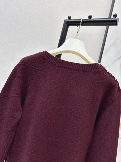 Asymmetrical crew neck sweater