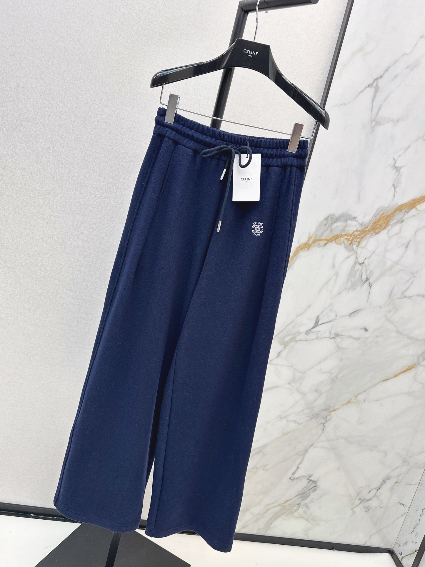Straight-leg casual pants
