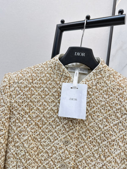 Small stand-up collar knitted cardigan