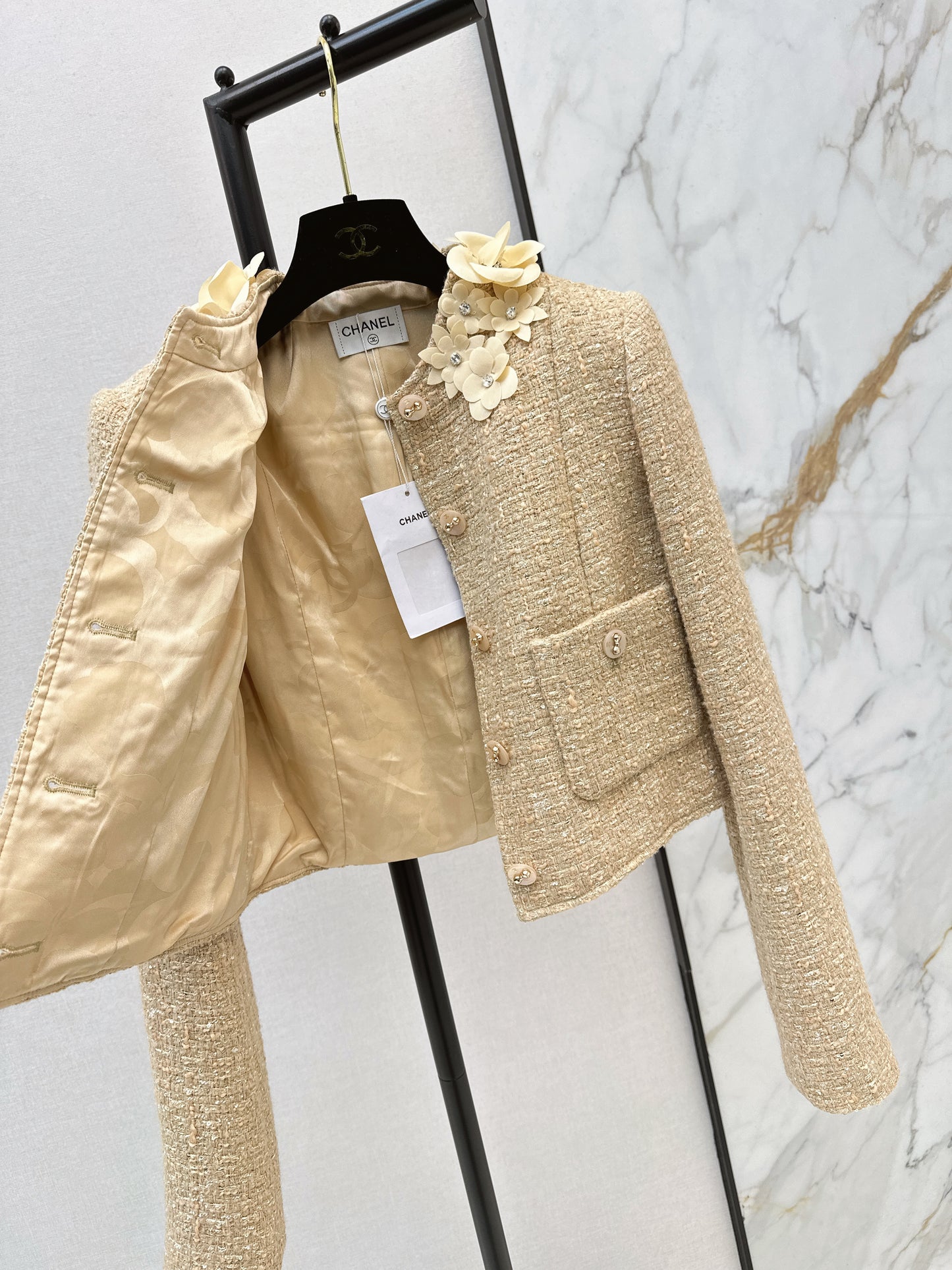 3D Floral Embellished Jacket