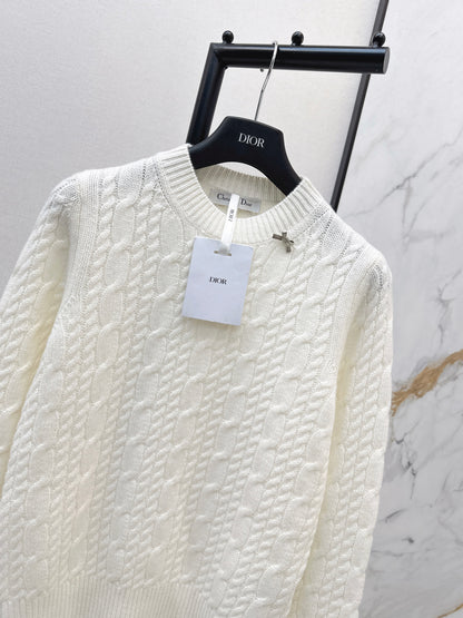 Crew Neck Cable Knit Cashmere Sweater