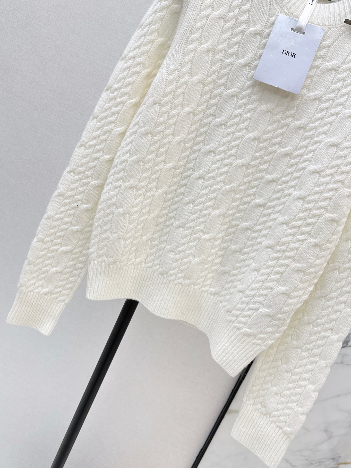 Crew Neck Cable Knit Cashmere Sweater