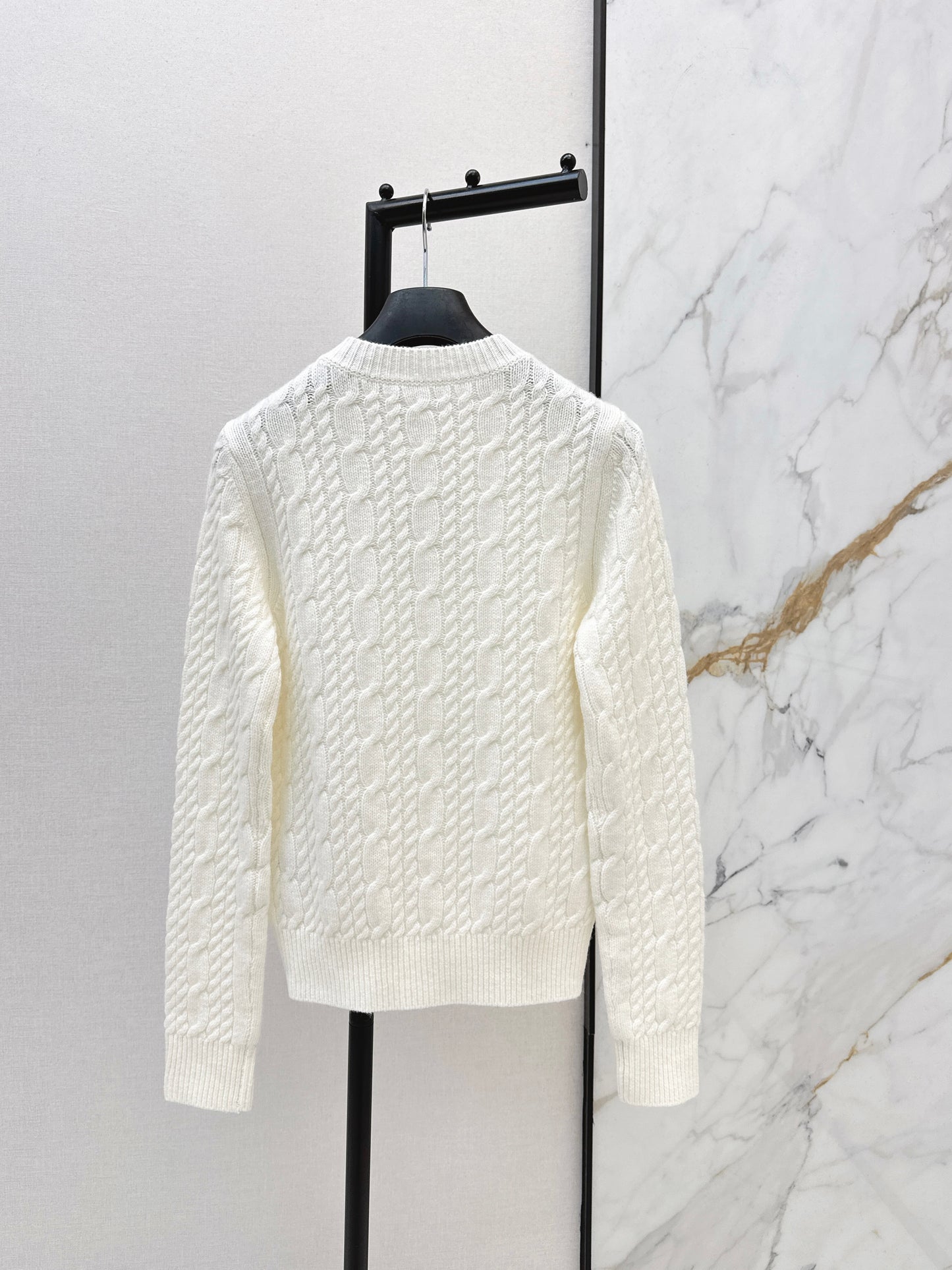 Crew Neck Cable Knit Cashmere Sweater