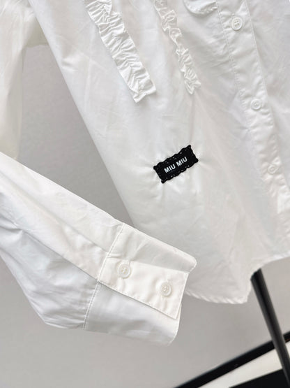 Ruffled trim long-sleeved shirt