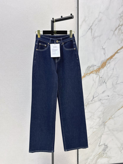 Minimalist Casual Jeans