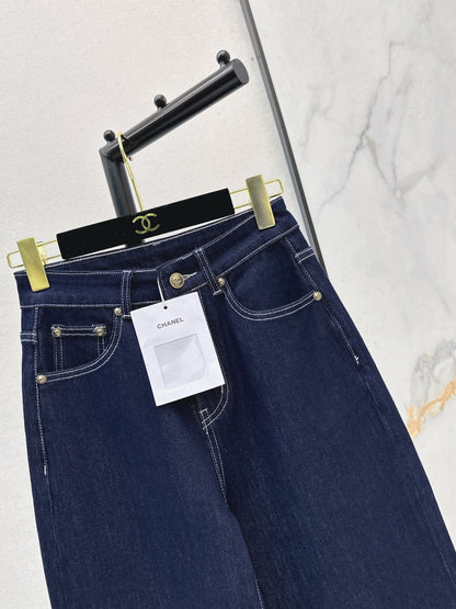 Minimalist Casual Jeans