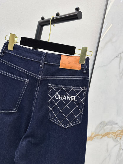 Minimalist Casual Jeans