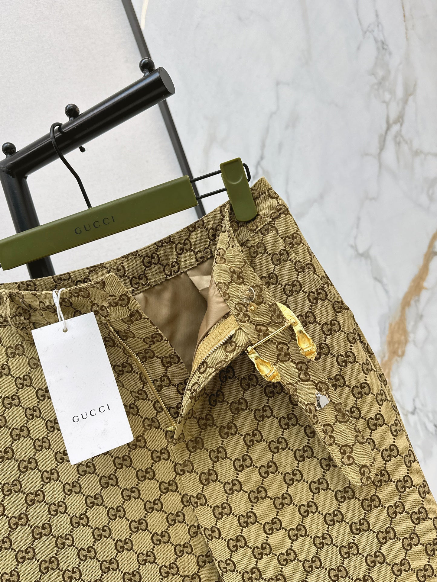 Jacquard belted trousers