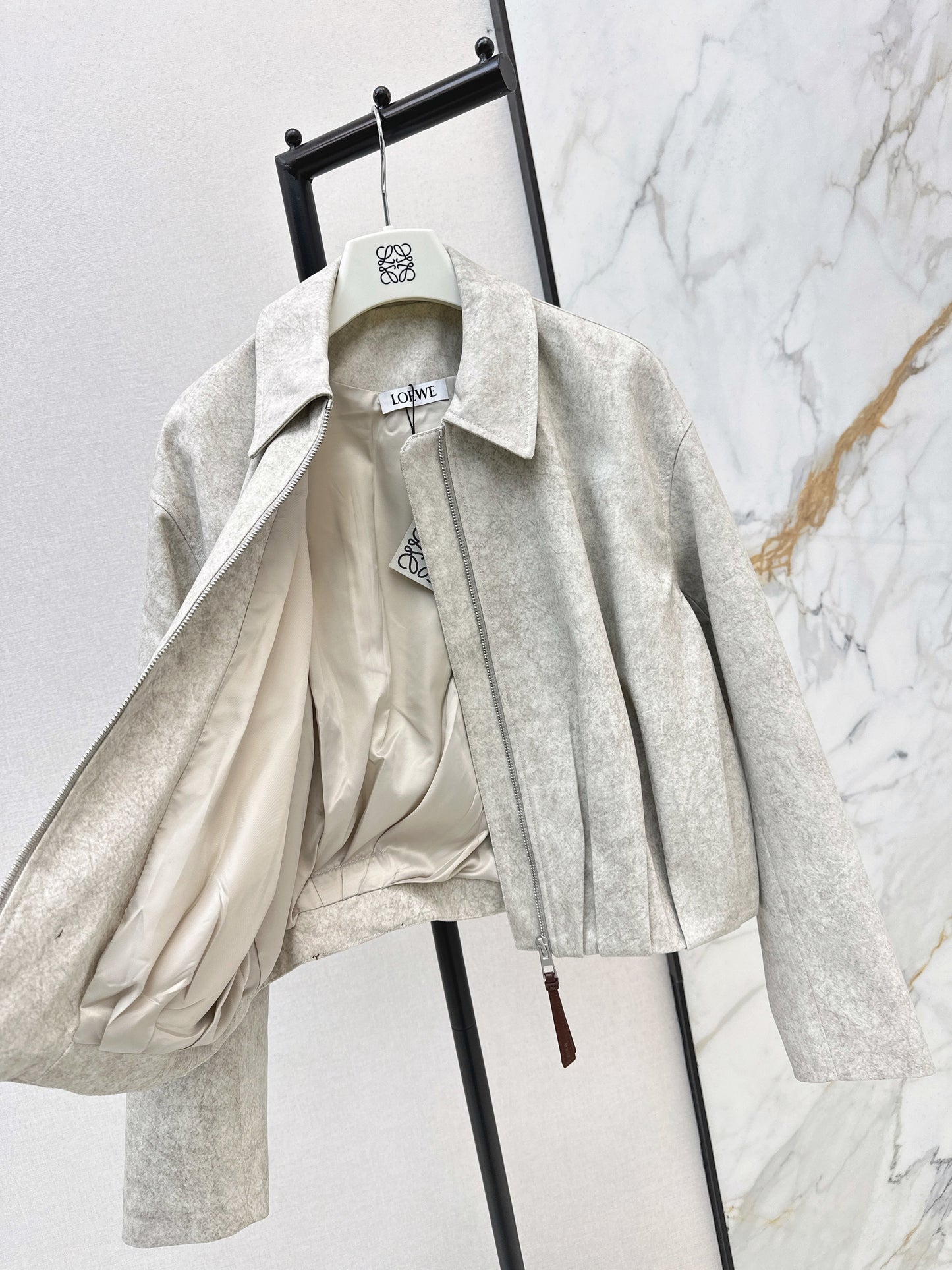 Pleated Jacket/Pleated Pants