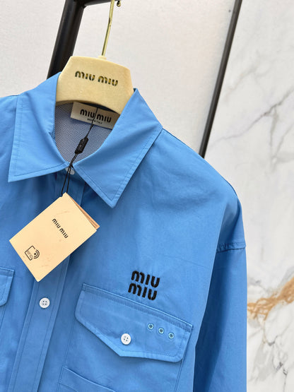 Short-length collared shirt