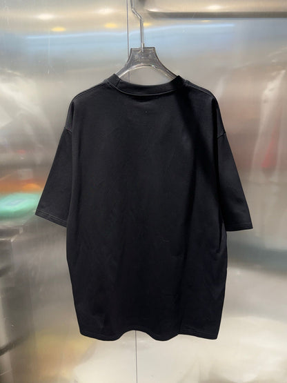 Crew neck short-sleeved shirt