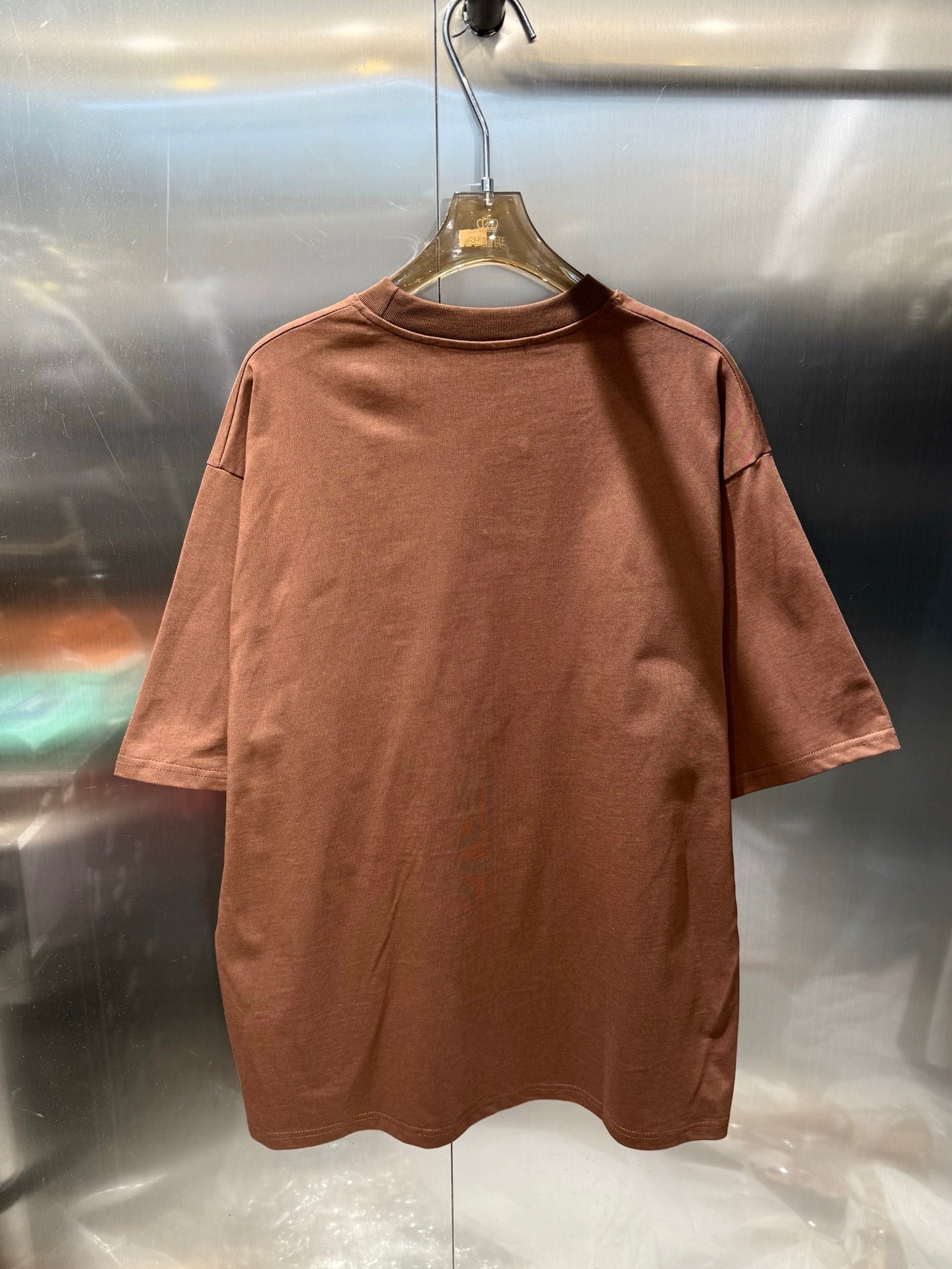 Crew neck short-sleeved shirt
