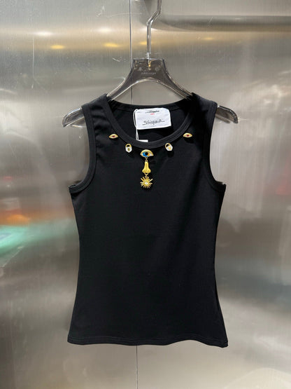 Sleeveless vest