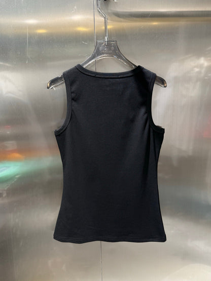 Sleeveless vest