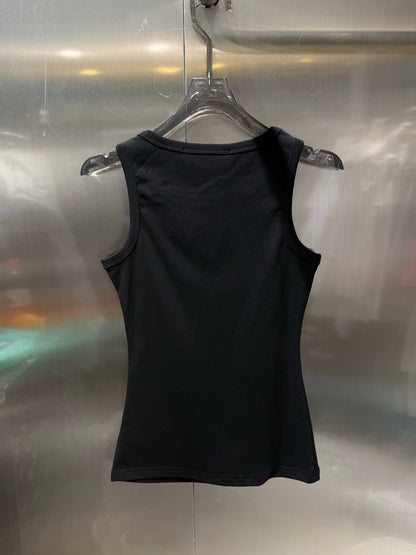 Sleeveless vest
