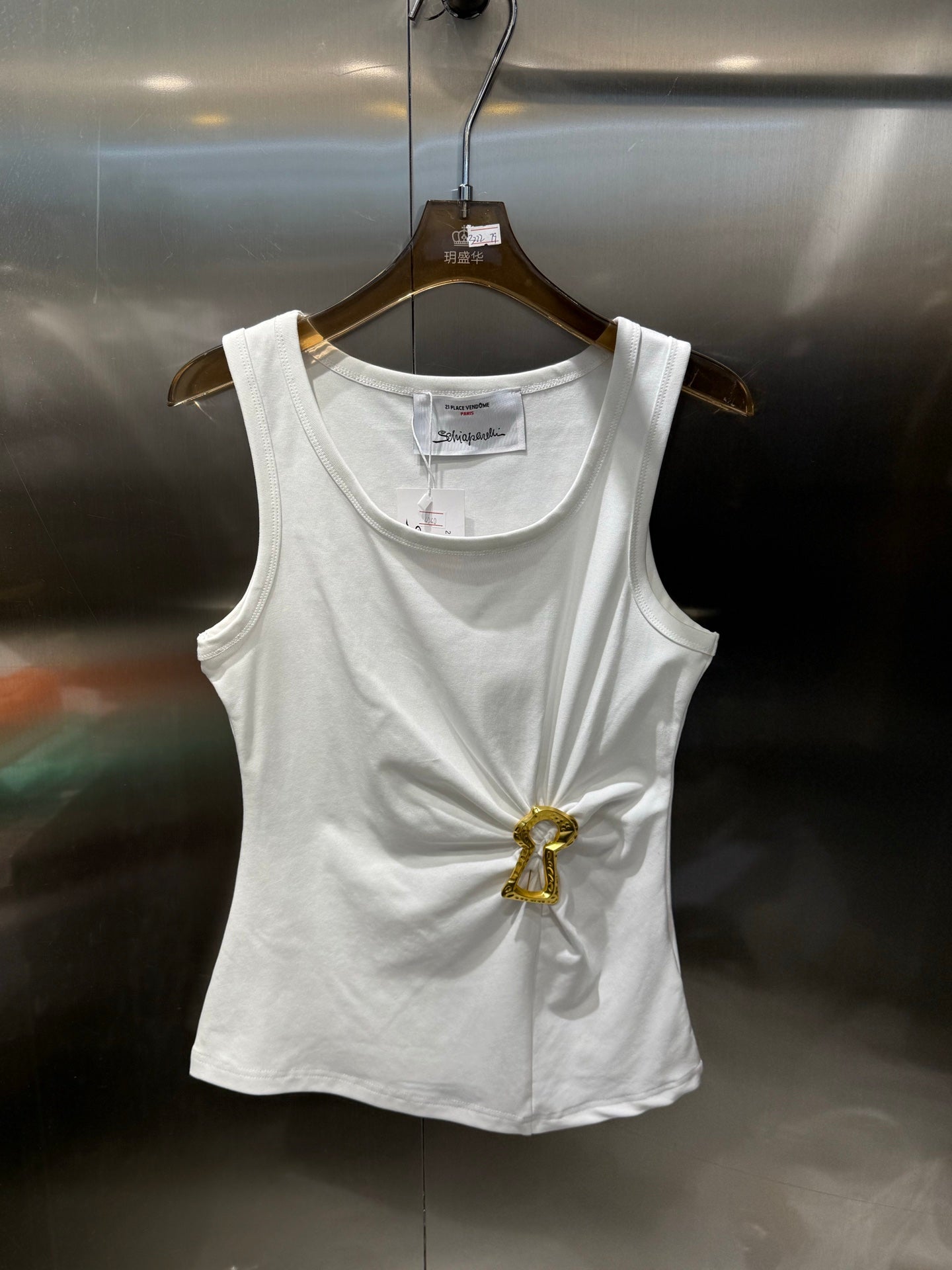 Elegant pin vest