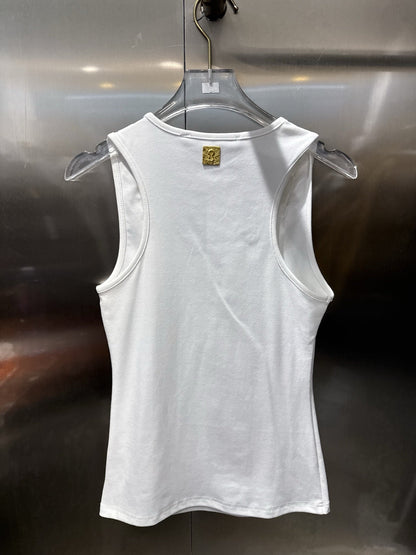 Round neck sleeveless