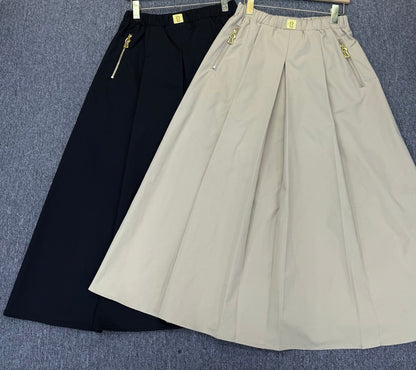 Casual midi skirt