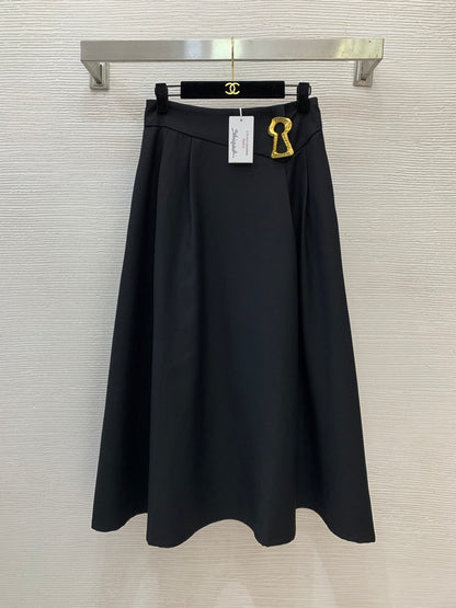 Mid-length skirt