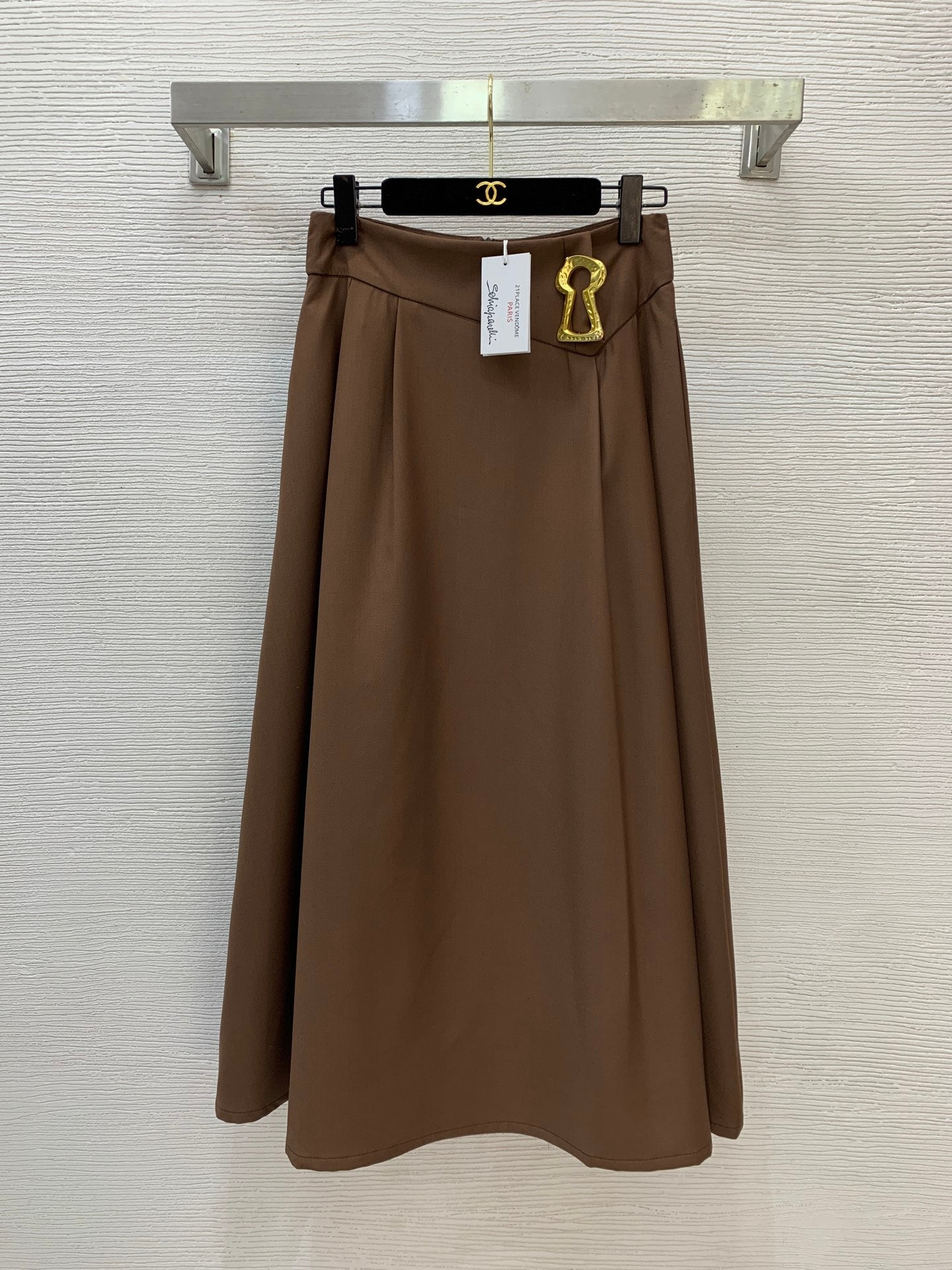 Mid-length skirt