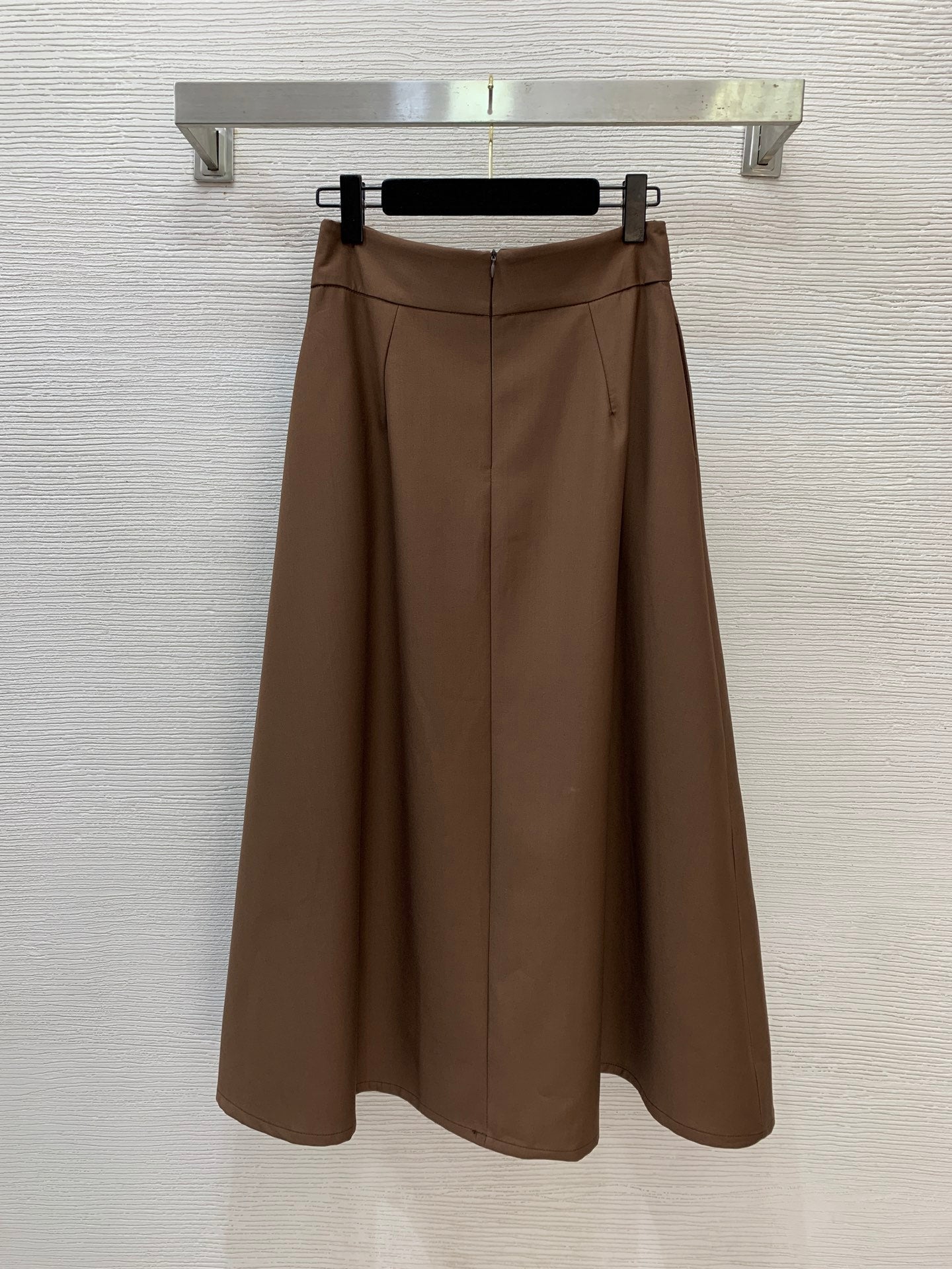 Mid-length skirt