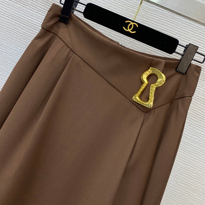 Mid-length skirt