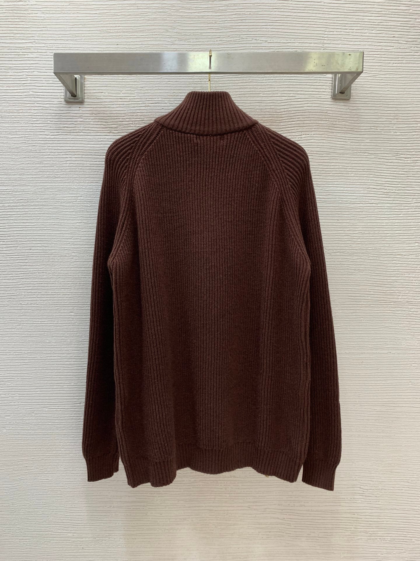 Stand-up collar sweater
