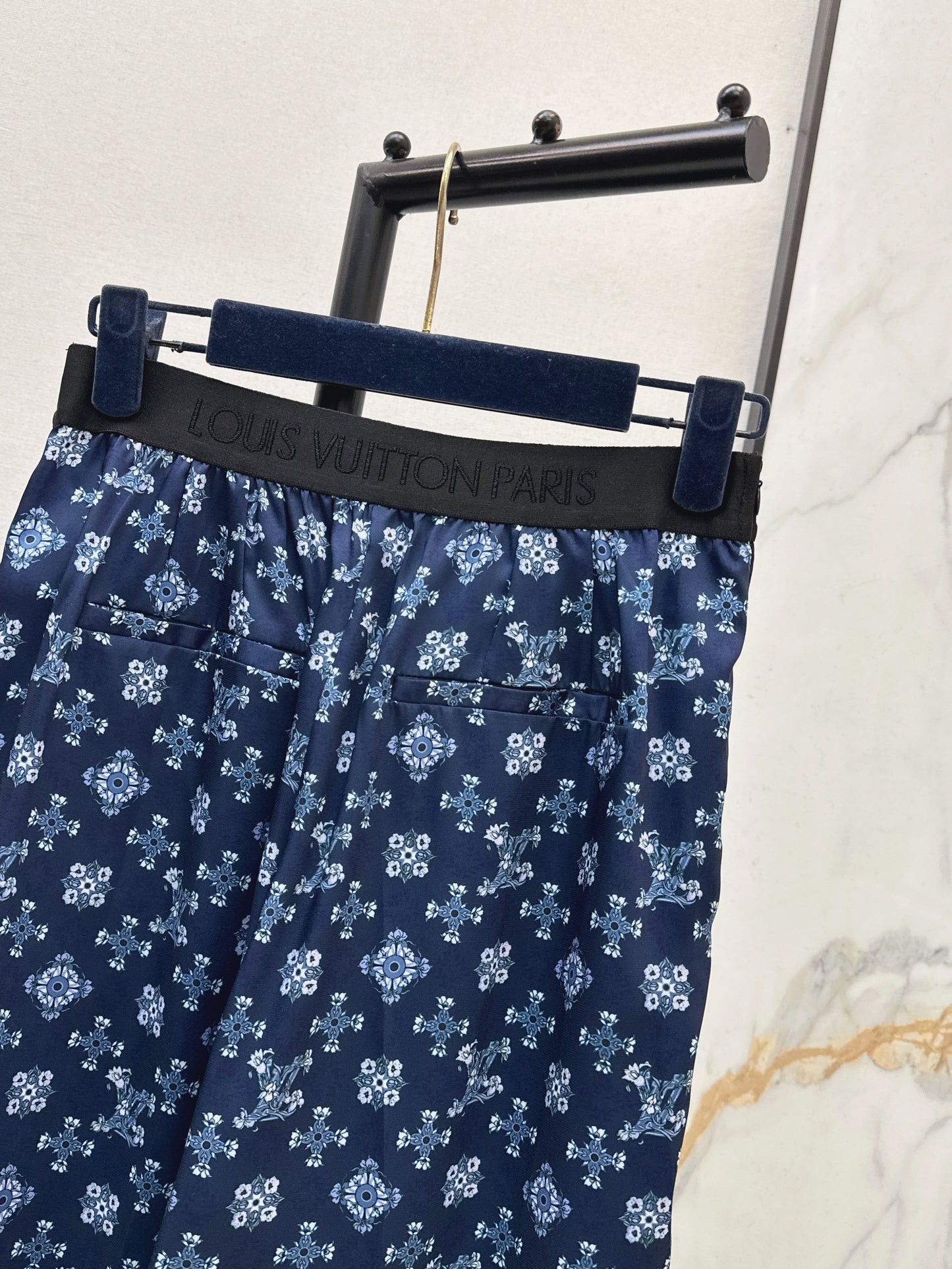 Elastic Waist Wide-Leg Pants