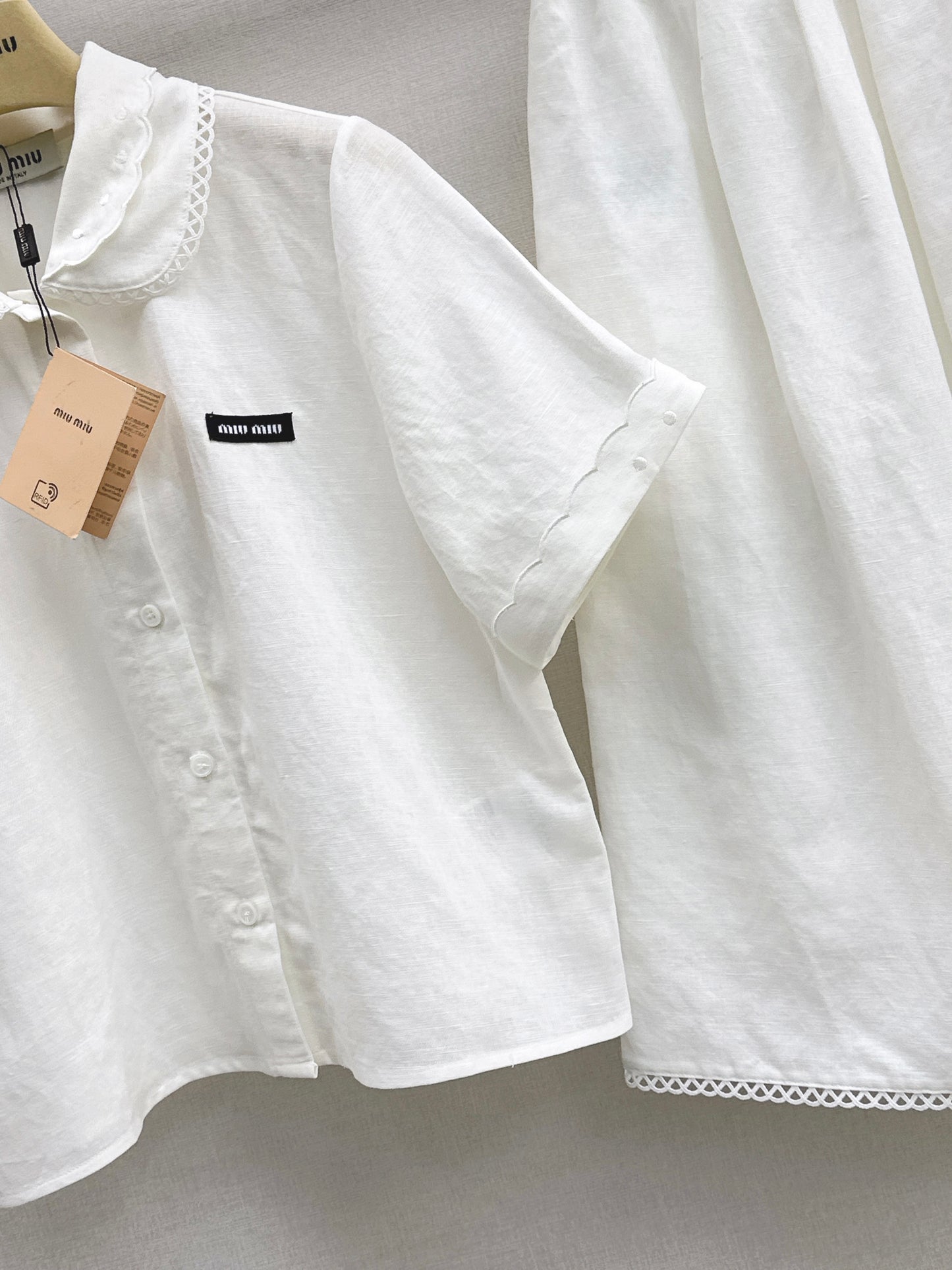 Small logo cropped shirt + skirt