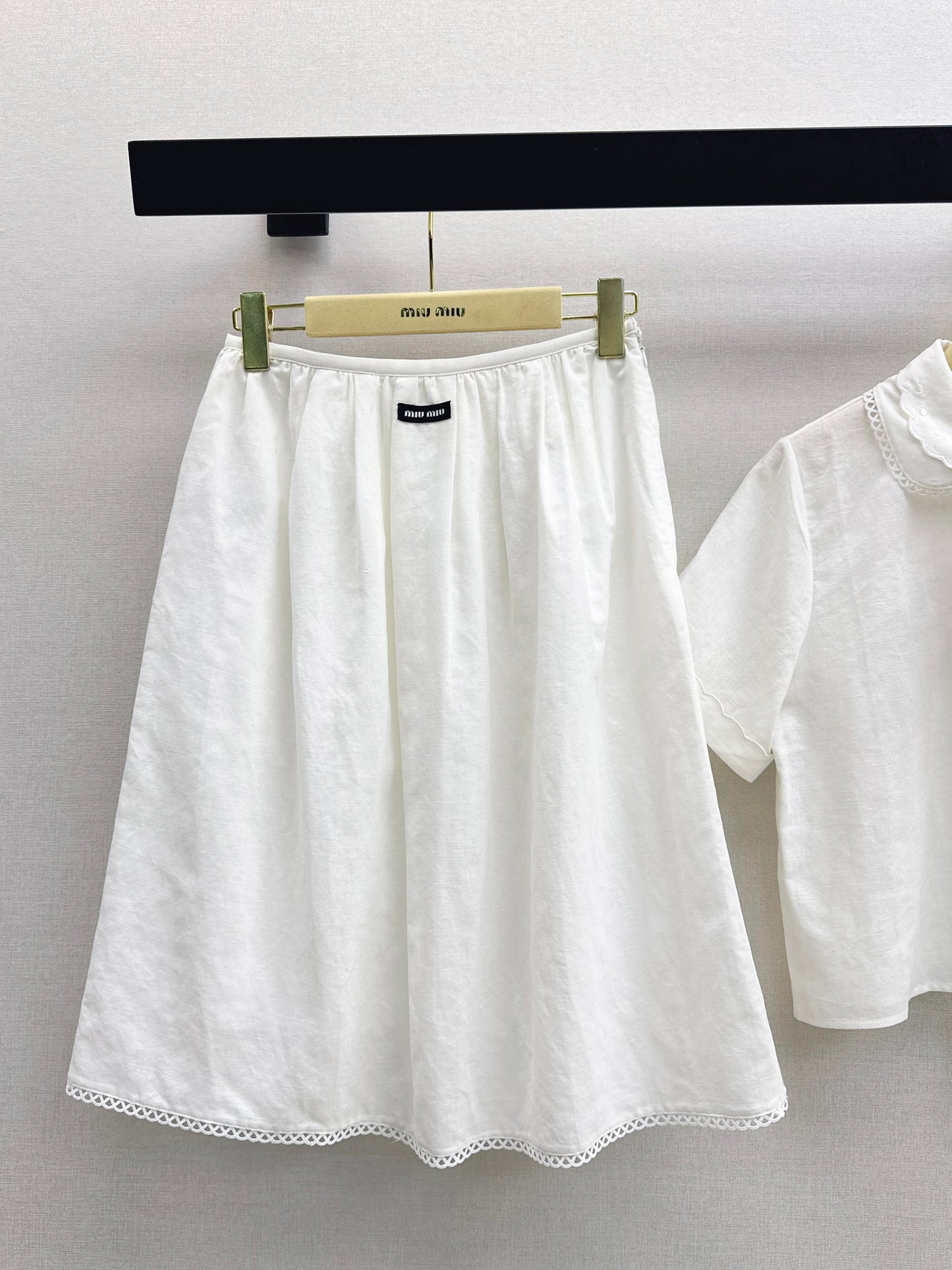 Small logo cropped shirt + skirt