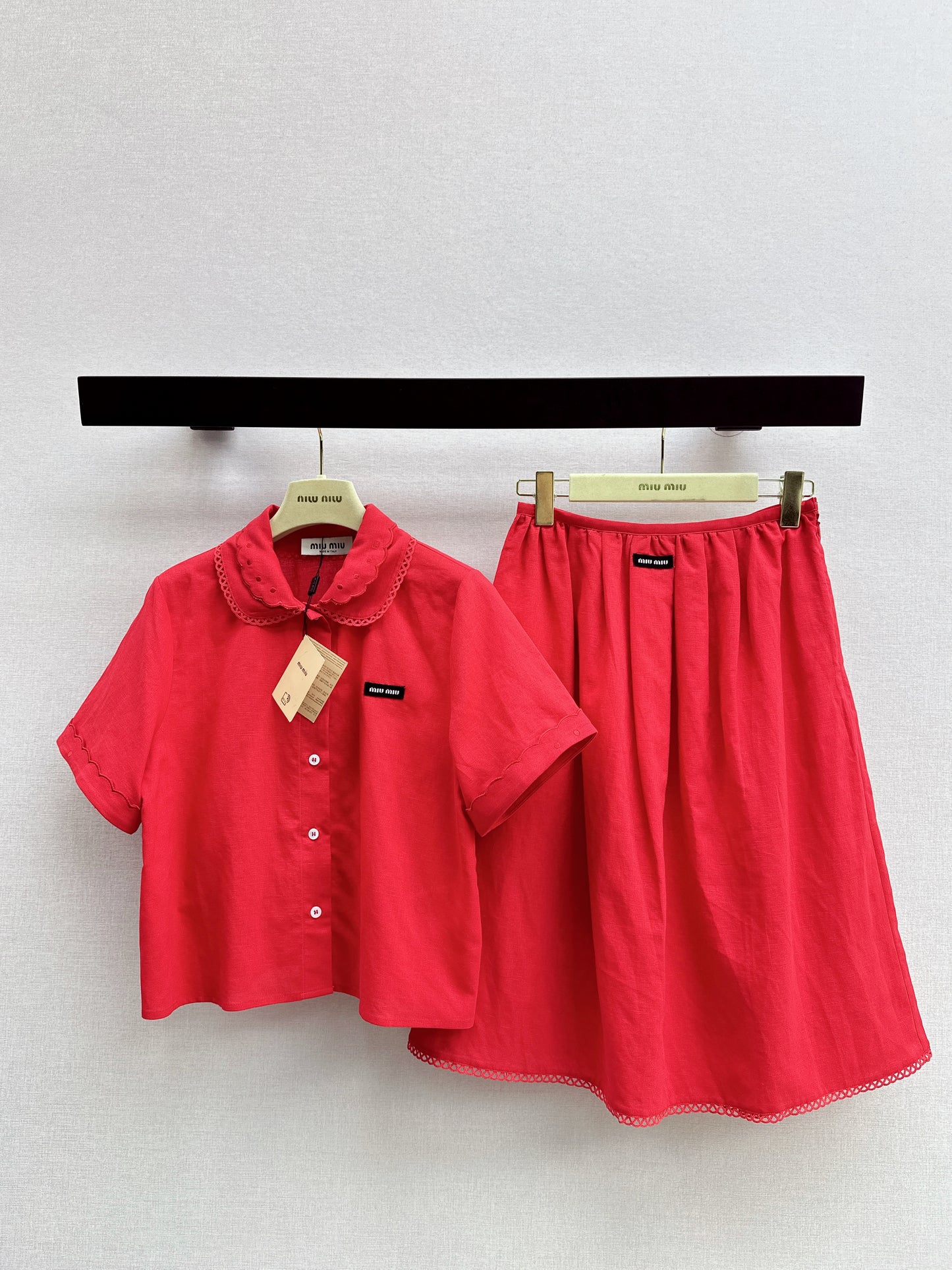 Small logo cropped shirt + skirt