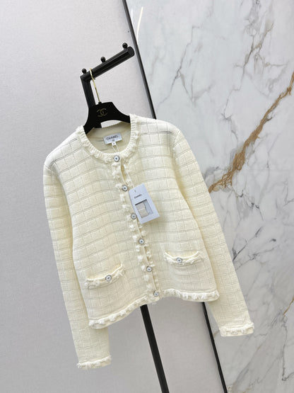 Crew Neck Knit Cardigan