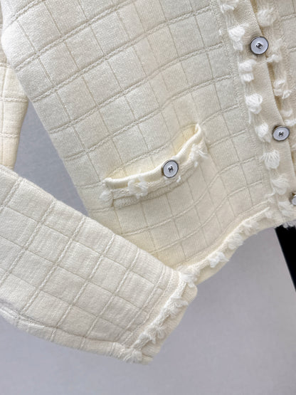 Crew Neck Knit Cardigan