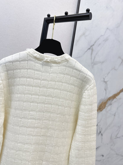 Crew Neck Knit Cardigan