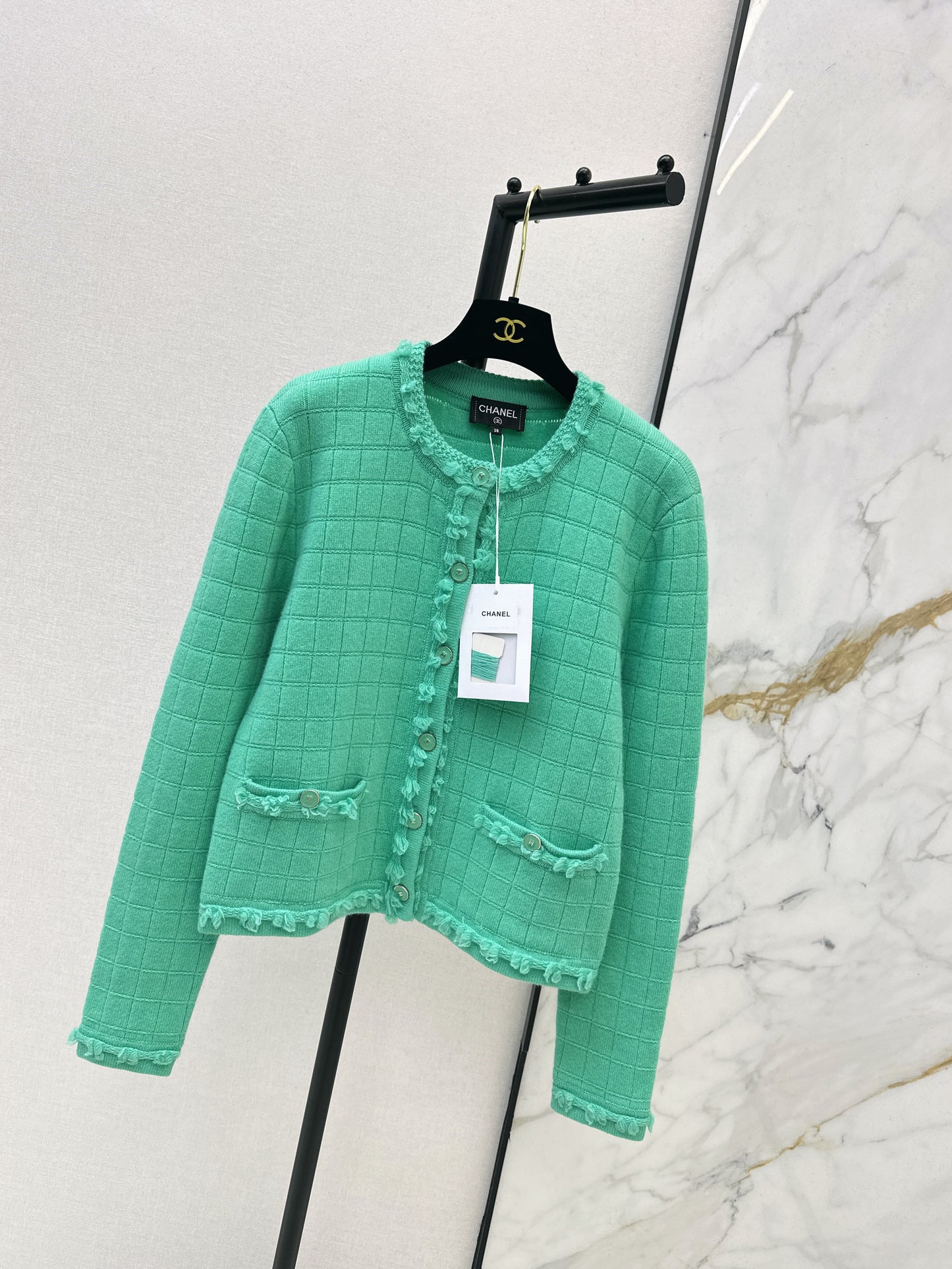 Crew Neck Knit Cardigan