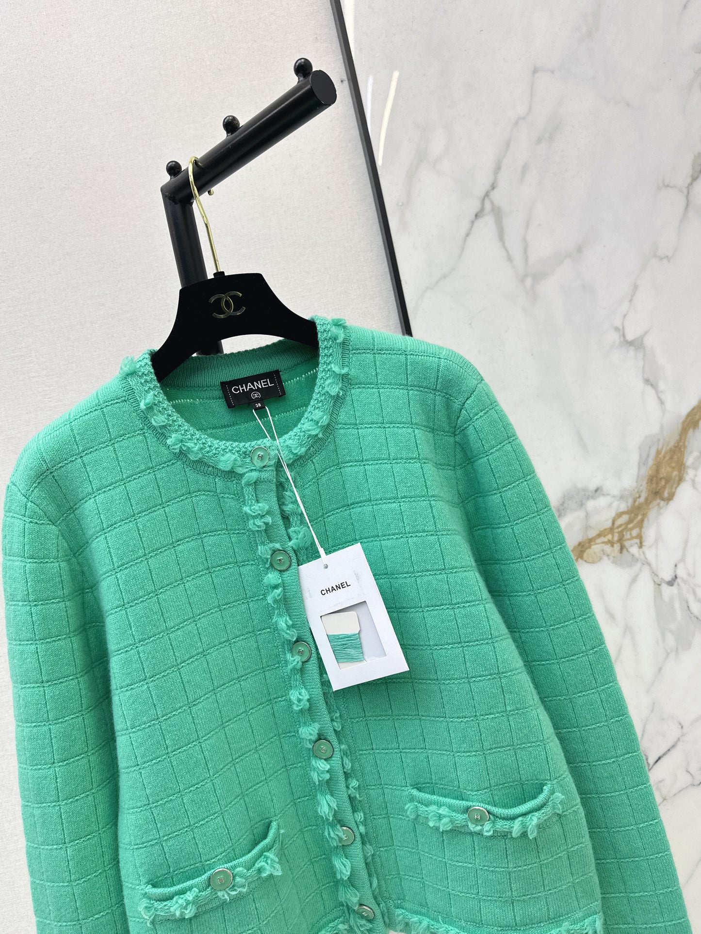Crew Neck Knit Cardigan