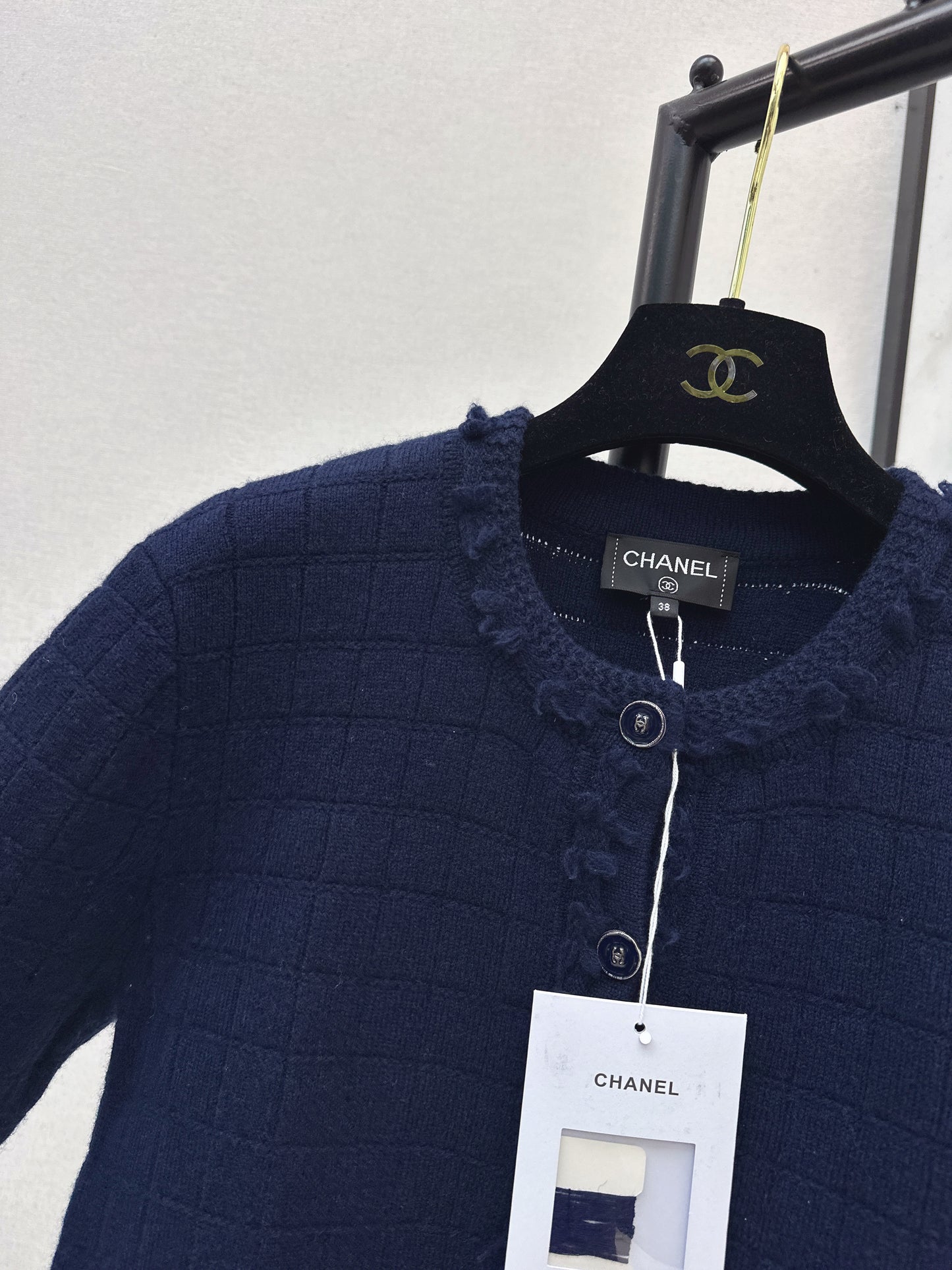 Crew Neck Knit Cardigan