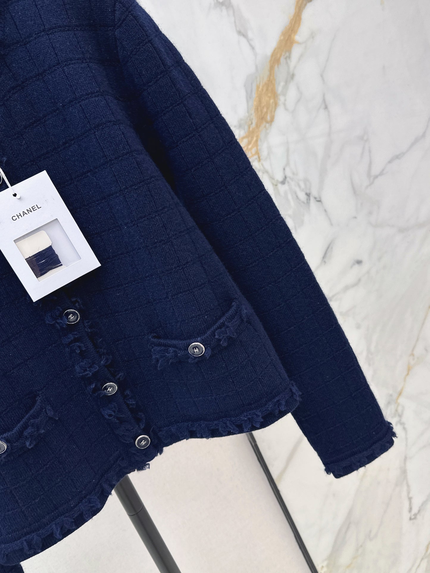 Crew Neck Knit Cardigan