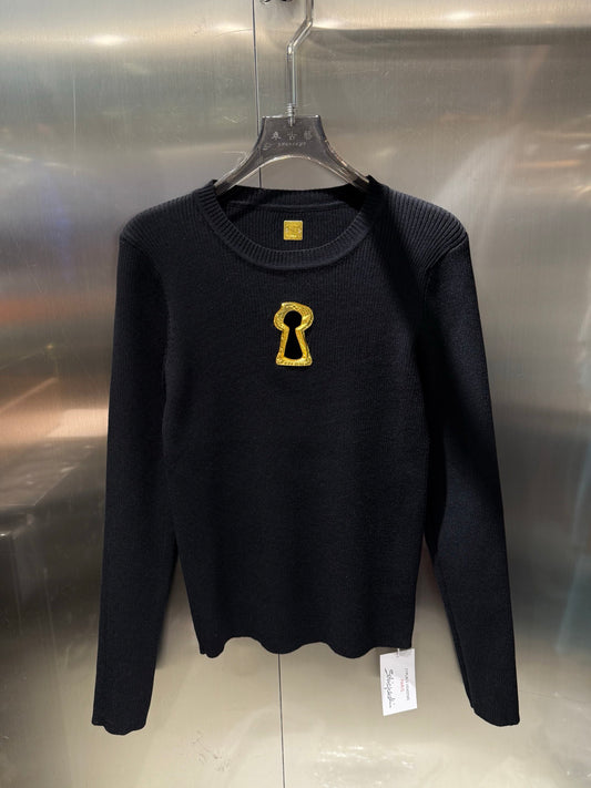 Crew neck long sleeves