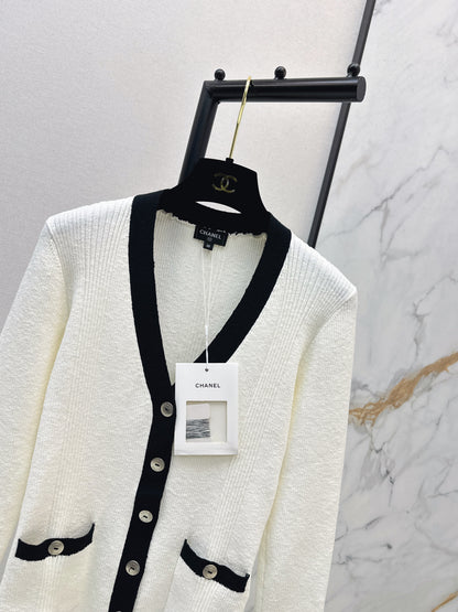 Color-blocked knit cardigan
