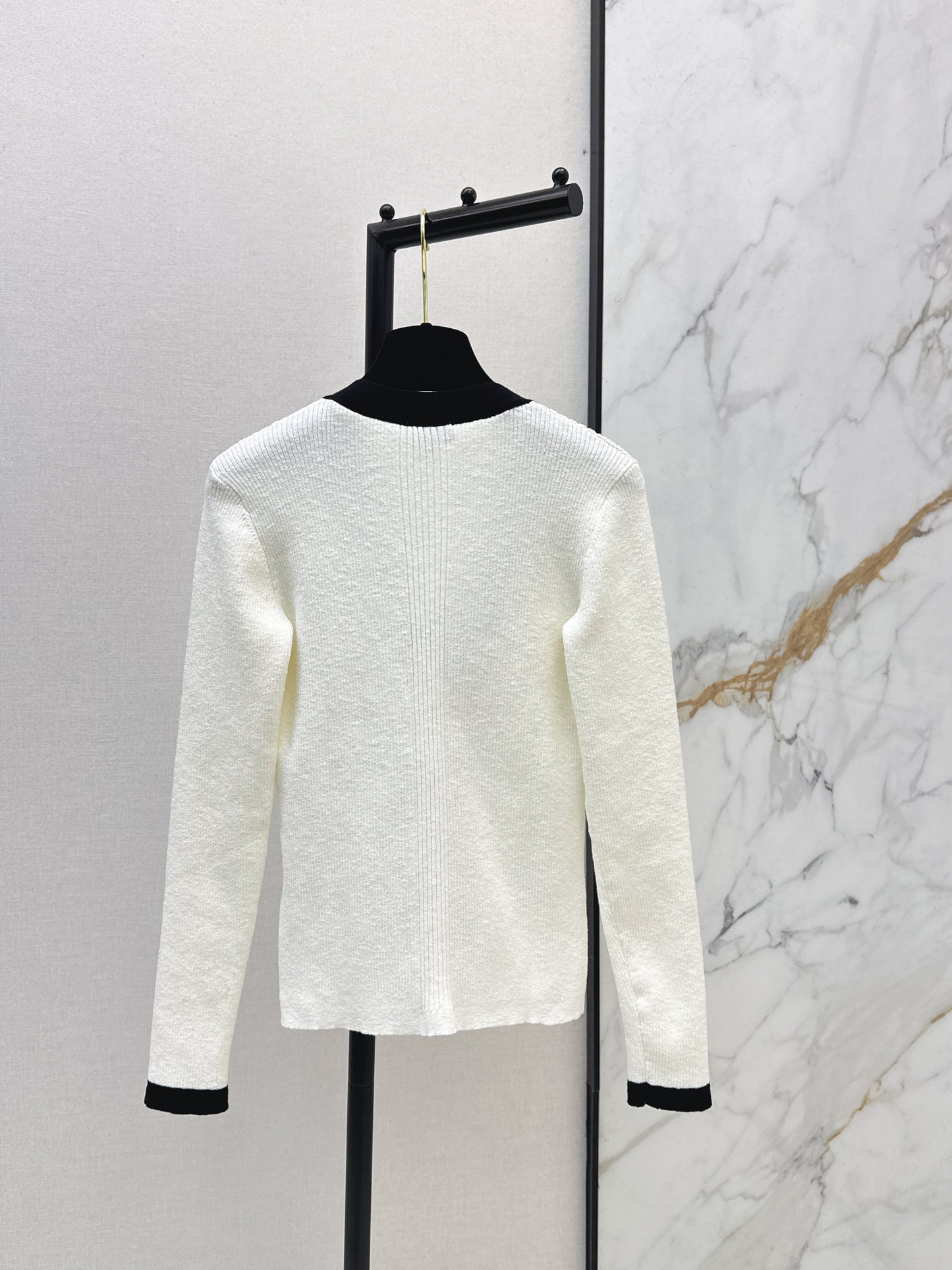 Color-blocked knit cardigan