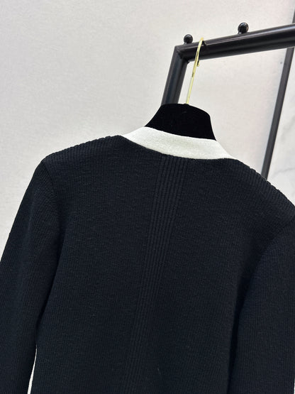 Color-blocked knit cardigan