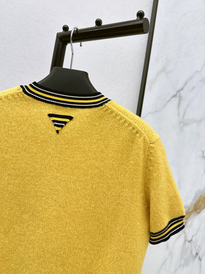 Knitted T-shirt