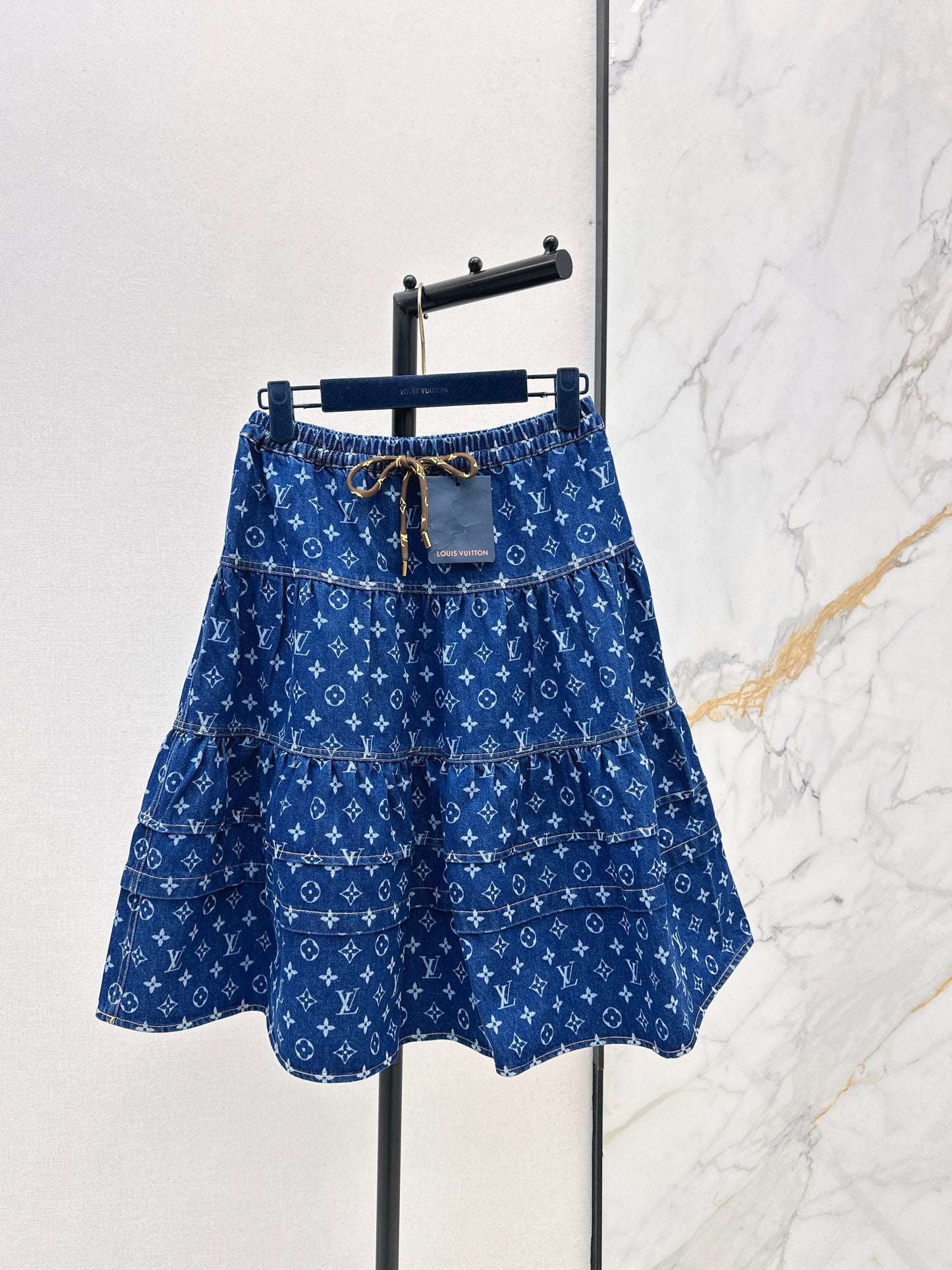 Tiered skirt