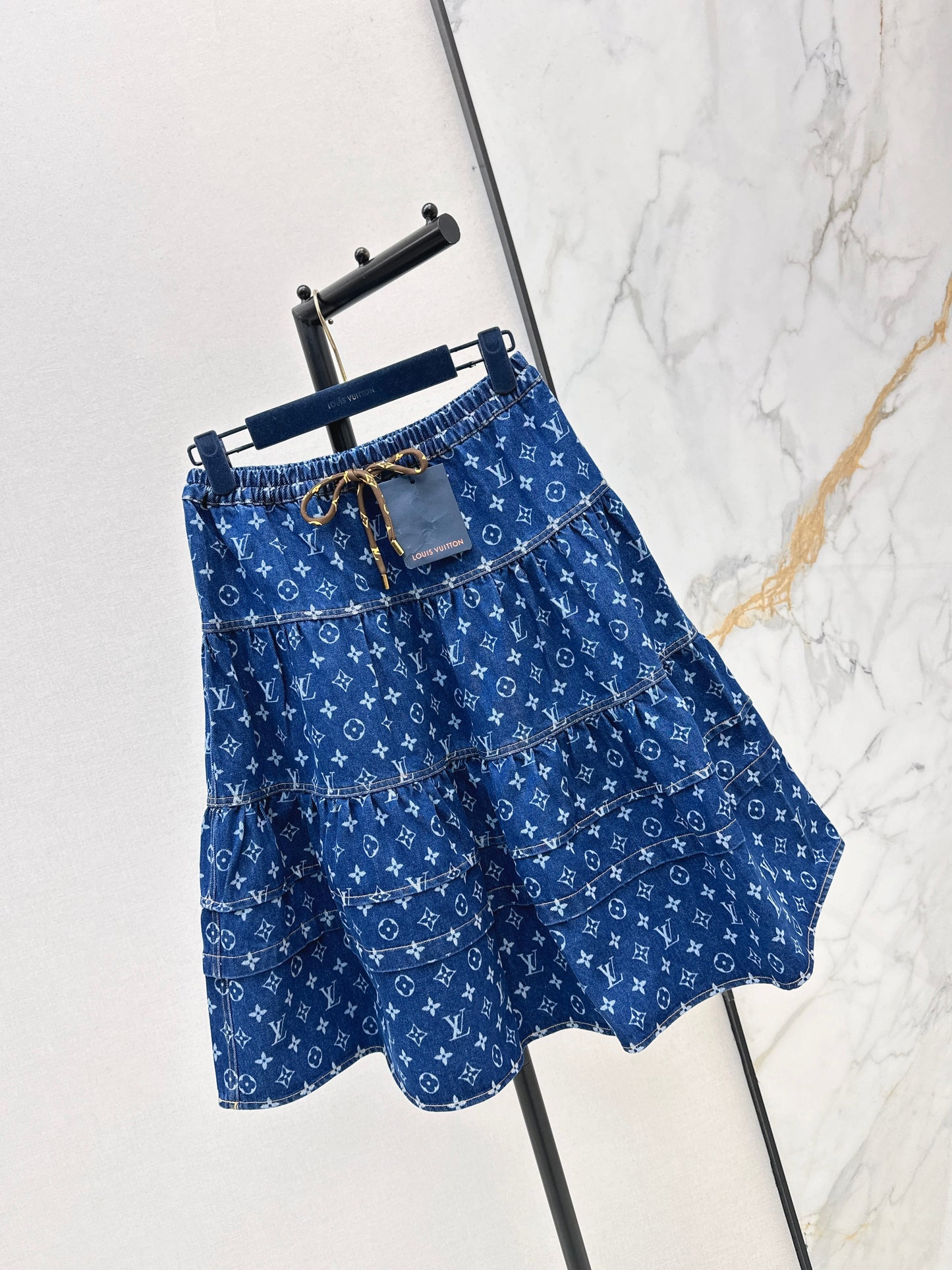 Tiered skirt