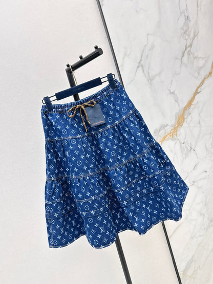 Tiered skirt
