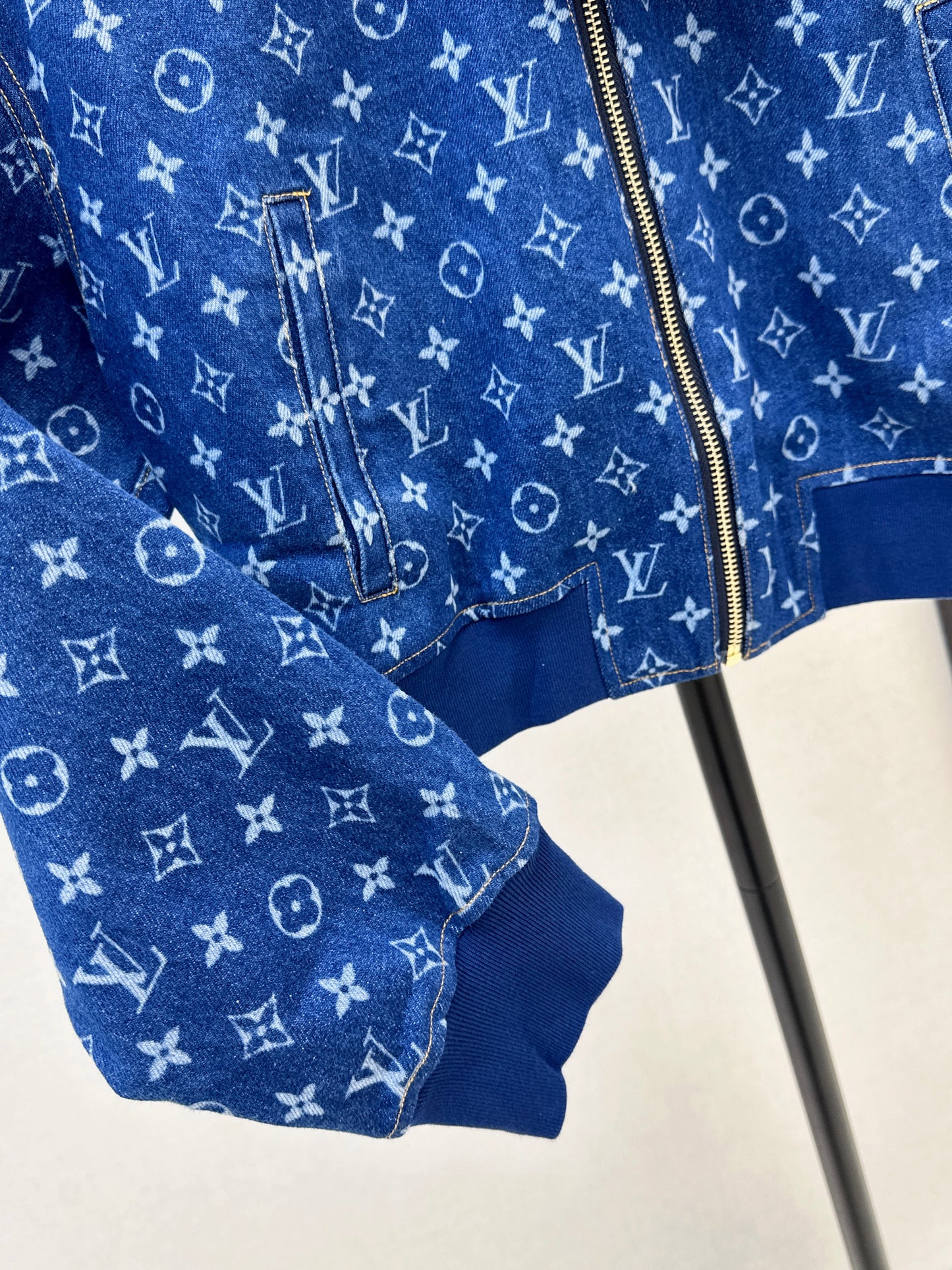 Gradient Denim Jacquard Jacket
