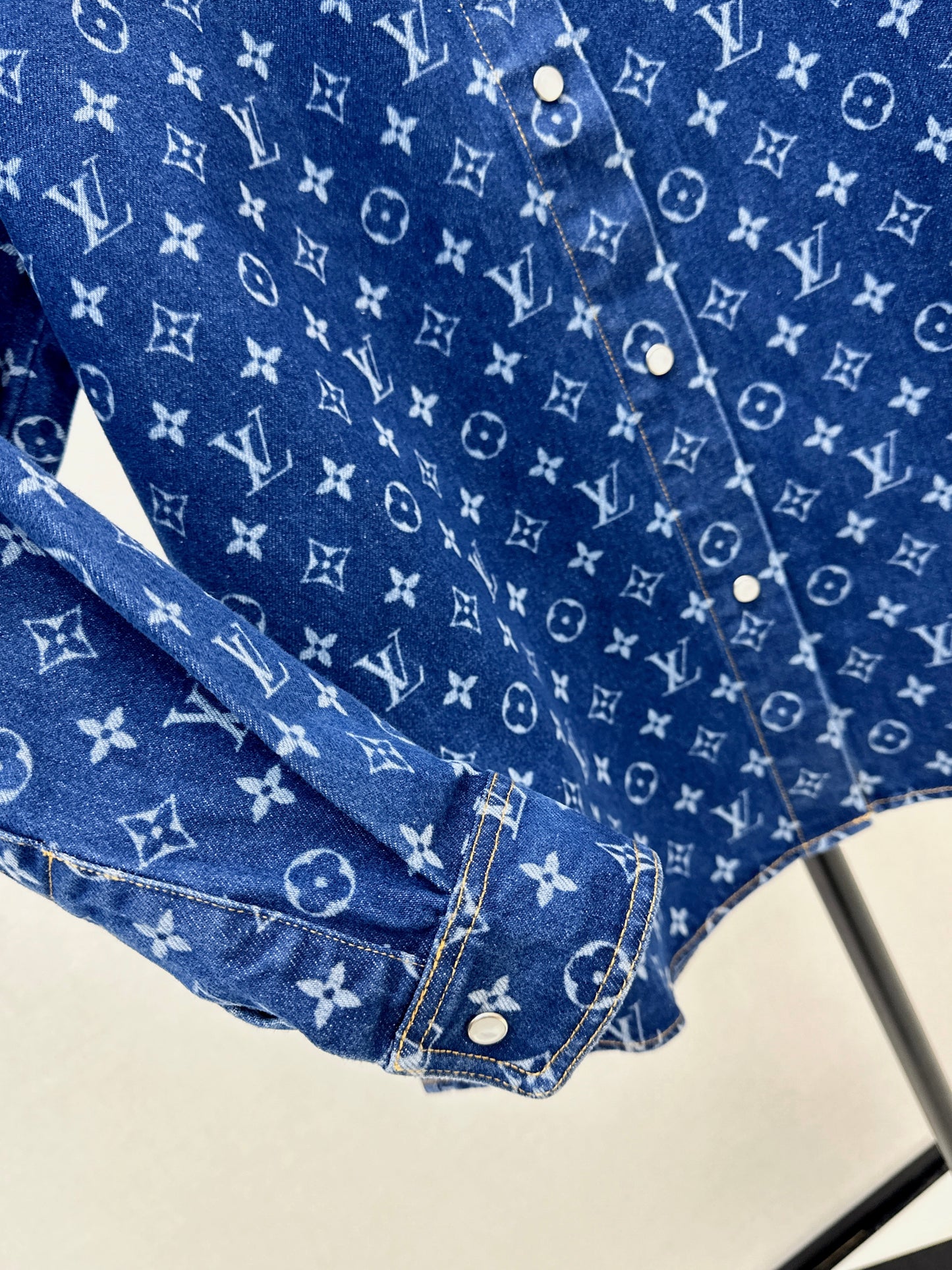 Gradient Denim Jacquard Shirt